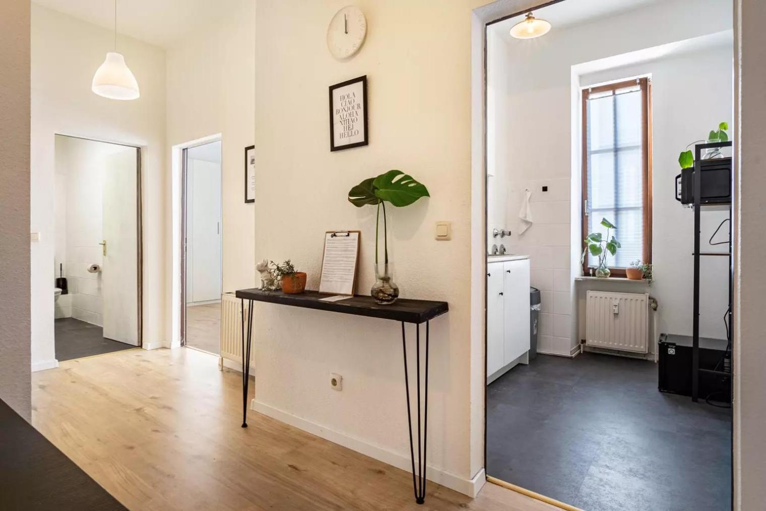 Next Home - Free Parking & Wifi - Badewanne Duisburg Bagian luar foto